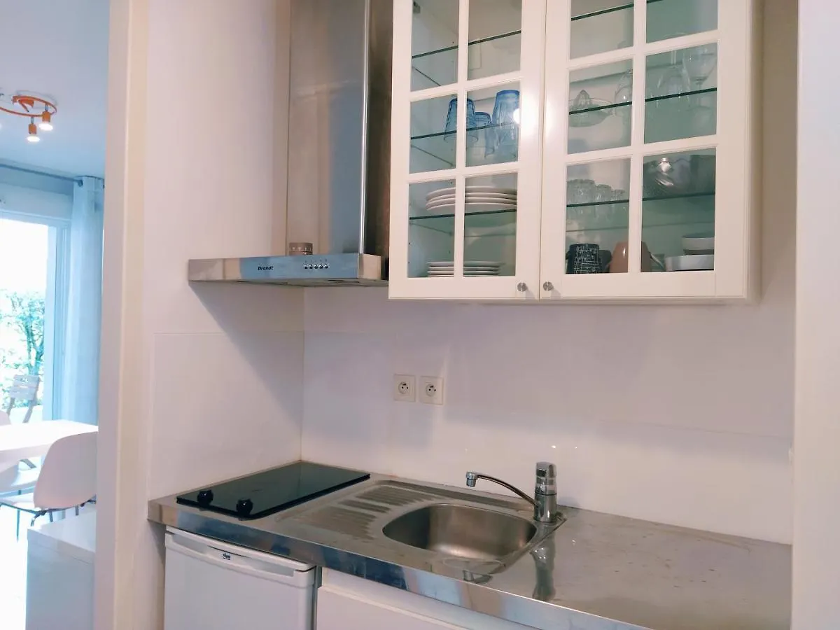 Appartement La Baignade de Montaigu, piscine et garage couvert Bayonne France